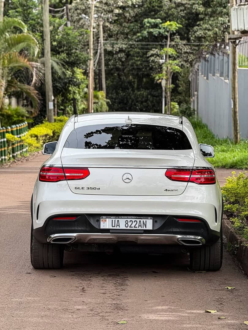 2017 Mercedes-Benz GLE Coupe 350d 4Matic exterior photo 2