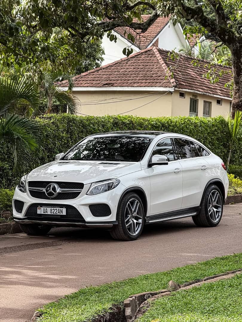 2017 Mercedes-Benz GLE Coupe 350d 4Matic exterior photo 4