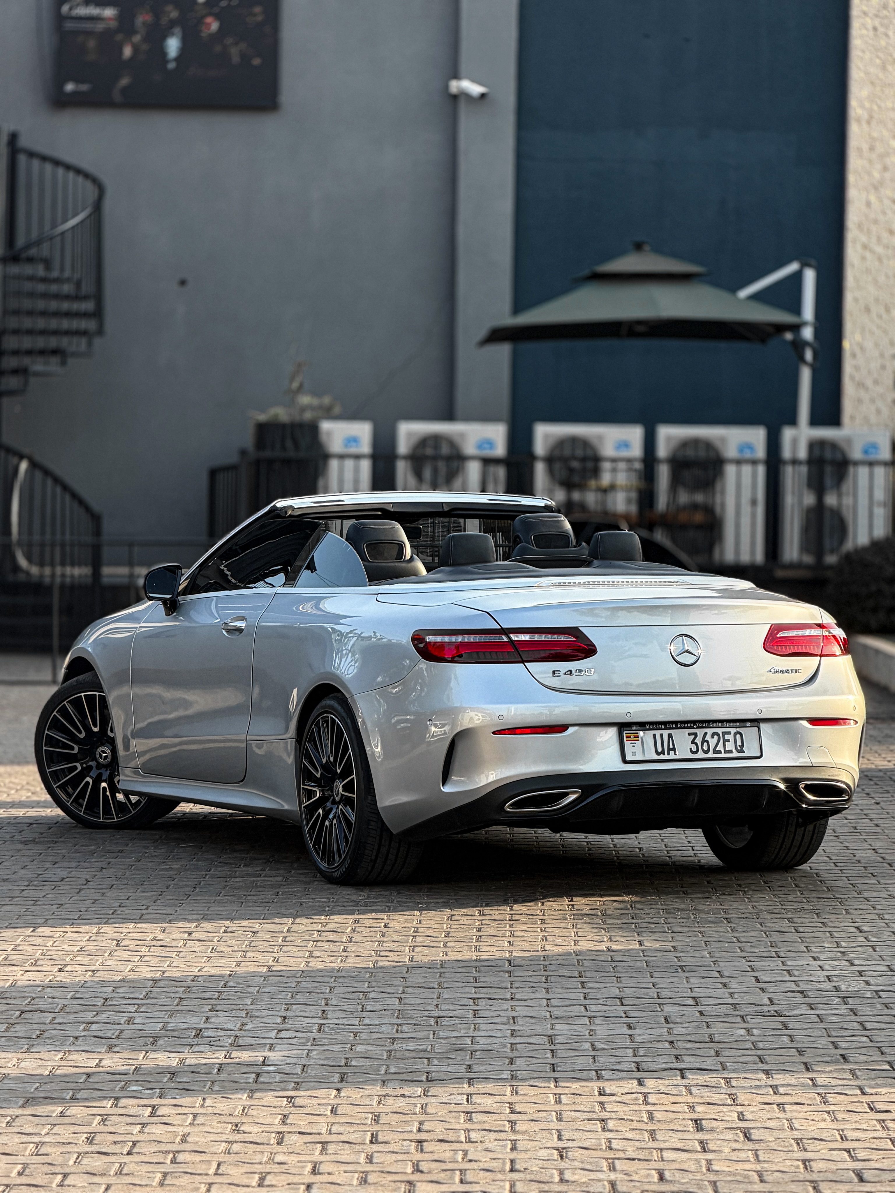 2022 Mercedes-Benz E 450 4MATIC Convertible exterior photo 2