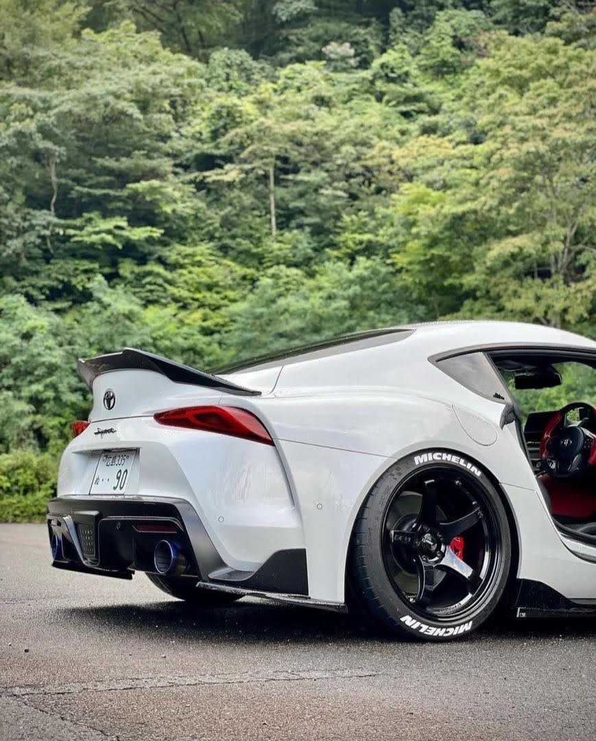 2020 Toyota GR Supra A90 exterior photo 2