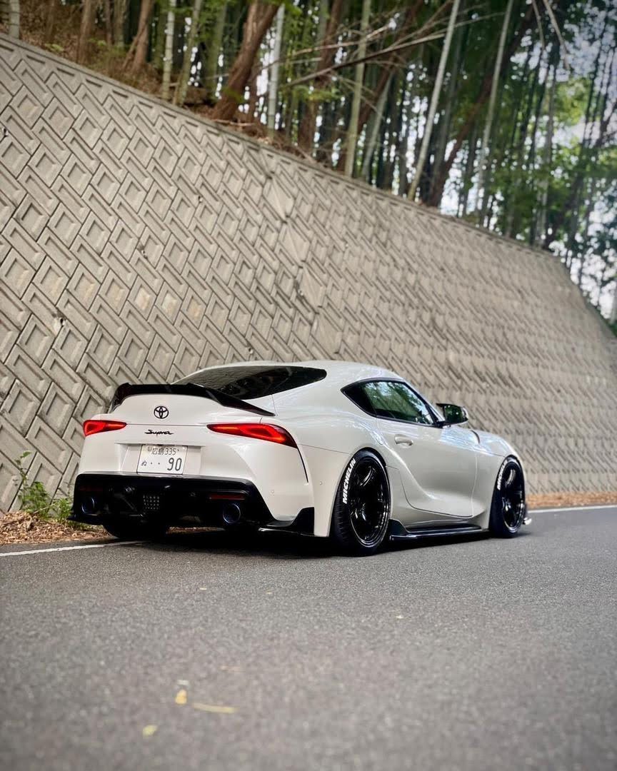 2020 Toyota GR Supra A90 exterior photo 4